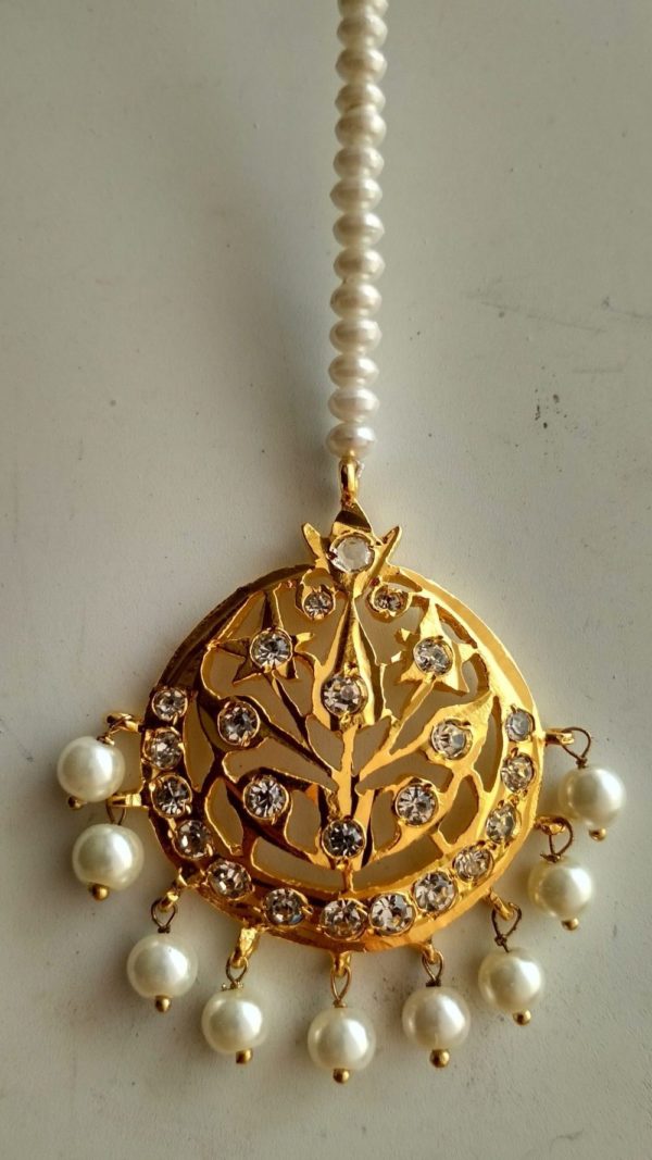 Tika- Gold Plated Hyderabadi Nizami Tika