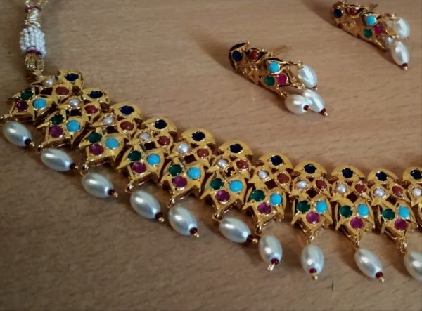 Nauratan Jadao Necklace Set