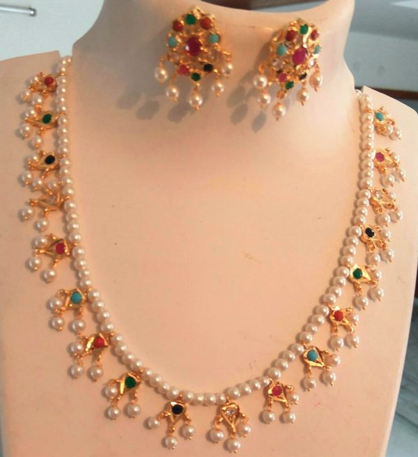 Traditional Nauratan Necklace Set