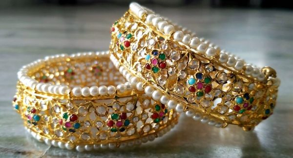 Nauratan Jadao Bangles with Pearls