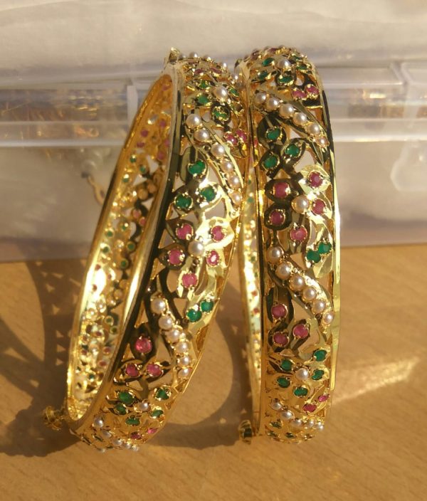 Jadao Bangles With Ruby and Emerald - Image 2