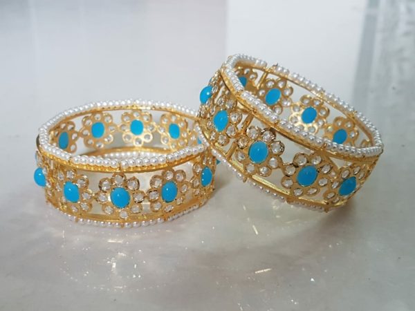 Traditional Hyderabadi Bangles - Image 3