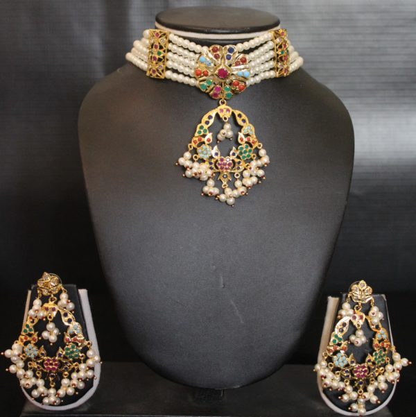 Nauratan Guluband Necklace Set