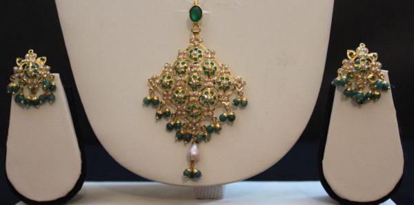 Hyderabadi Jadao Pendant set - Image 2