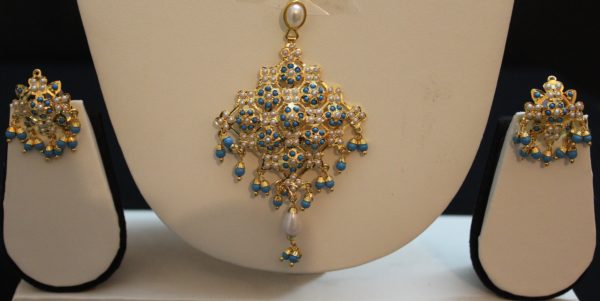 Hyderabadi Jadao Pendant set - Image 6